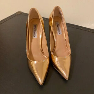 Steven Madden Elegant Ladies Rose Gold Stiletto 4.25” Heel Shoes, Size 6.5M